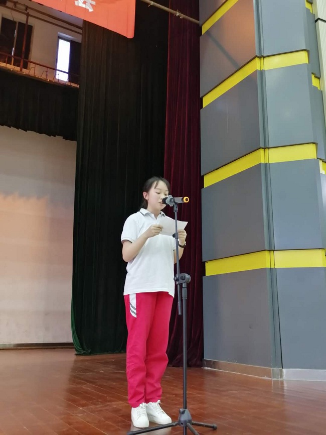 用行动让青春无悔,以拼搏令未来辉煌——九江三中举行